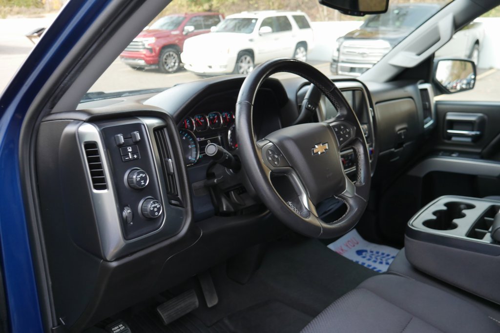 Used 2019 Chevrolet Silverado 1500 LT w/ All Star Edition image 10