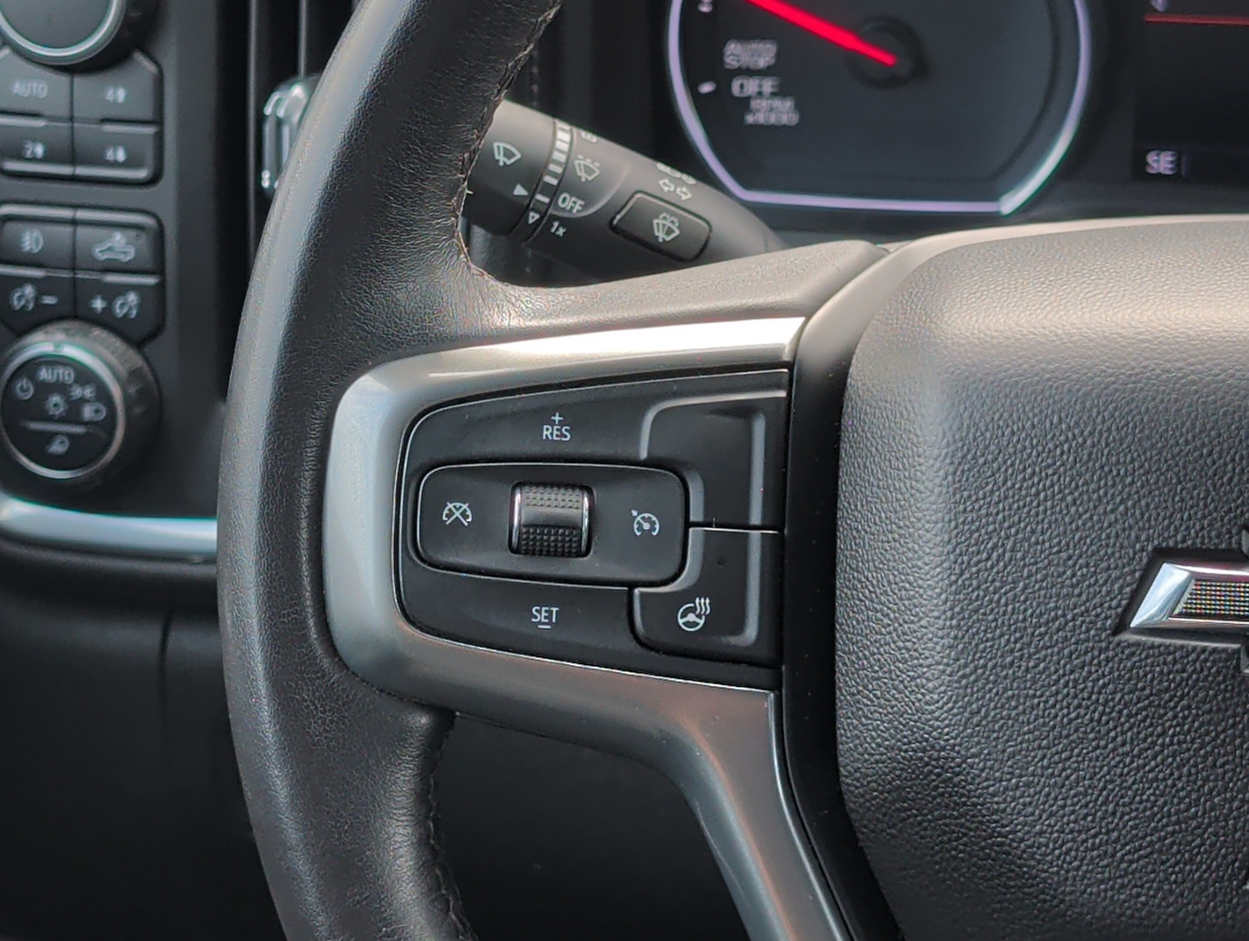 Used 2022 Chevrolet Silverado 1500 RST AWD/4WD image 28