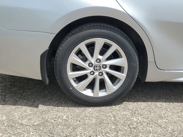 Used 2024 Toyota Camry SE FWD image 5