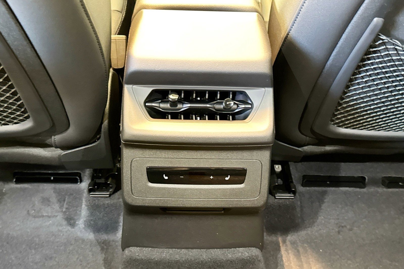 New 2027 Audi Q6 e-tron Premium Plus image 22