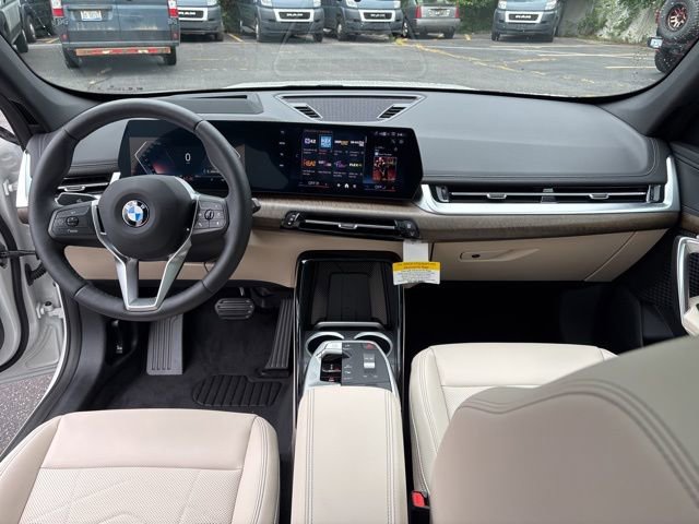 New 2025 BMW X1 xDrive28i w/ Technology Package image 21
