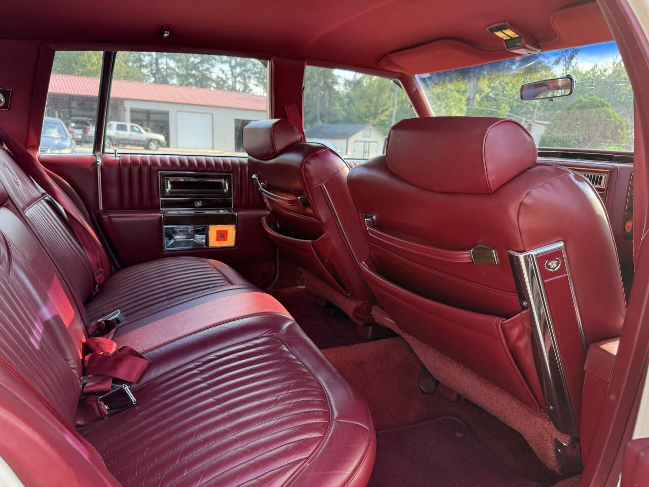 Used 1989 Cadillac Brougham image 24