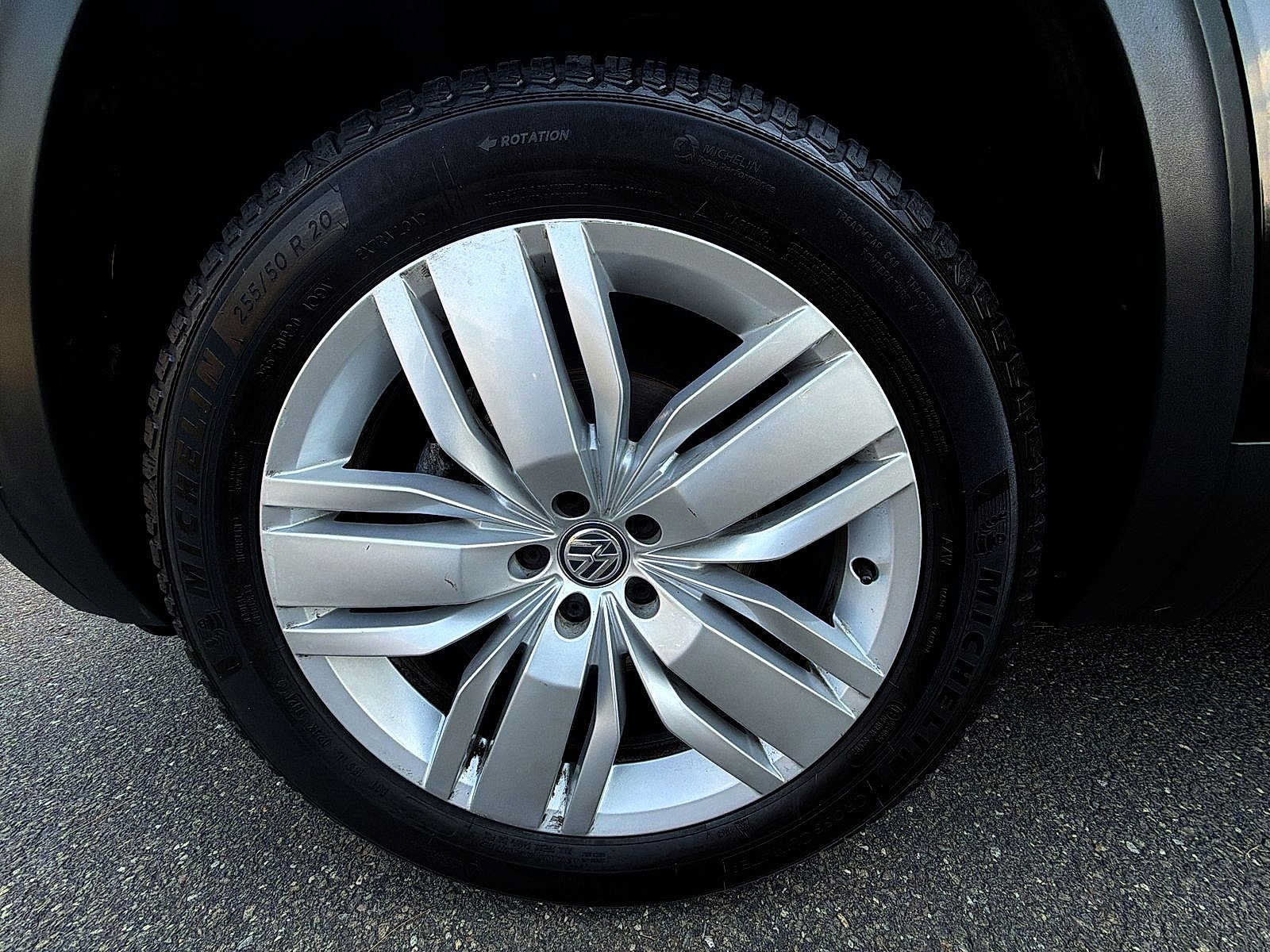 Used 2019 Volkswagen Atlas SE w/ Towing Package AWD/4WD image 16