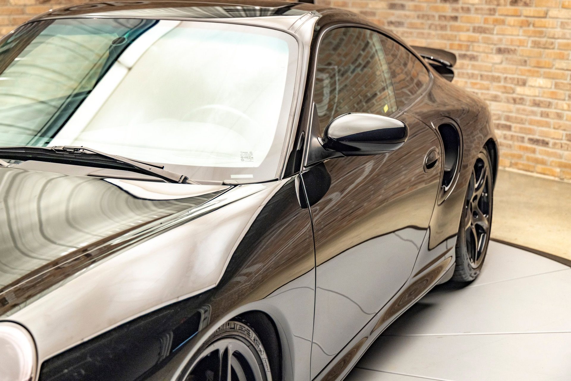 Used 2003 Porsche 911 Turbo image 25