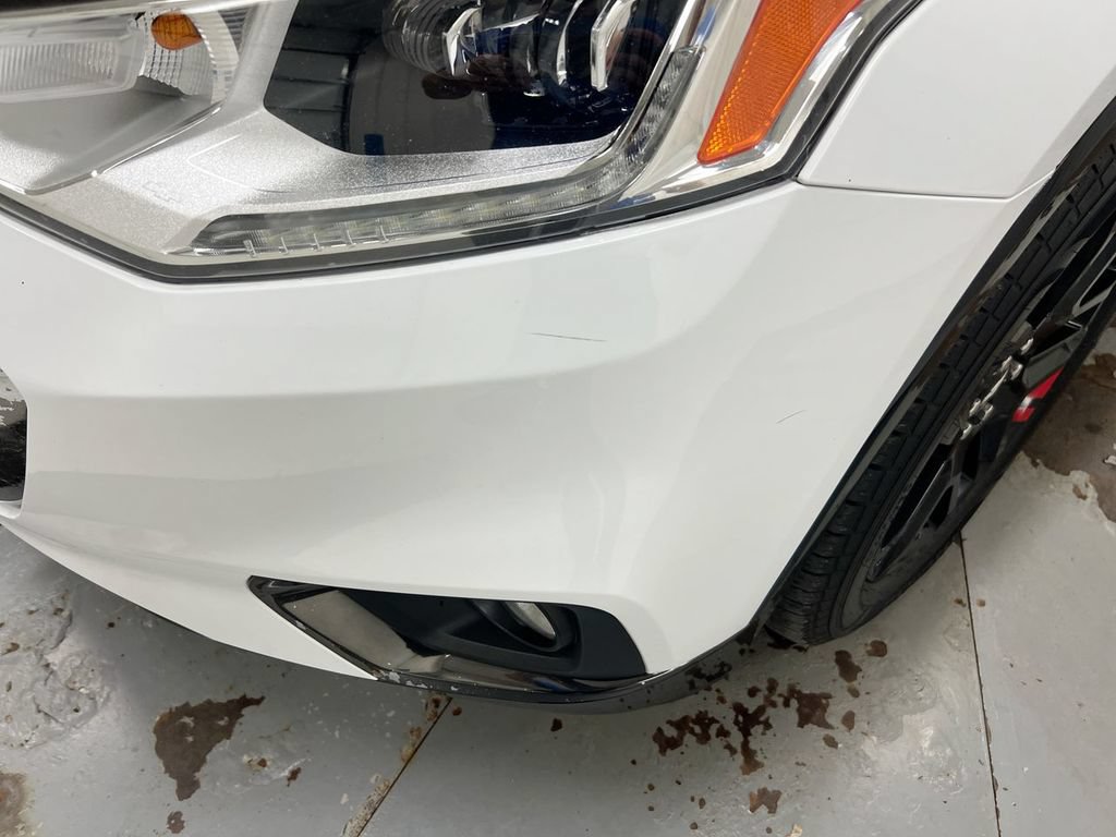 Used 2020 Chevrolet Traverse Premier w/ Redline Edition AWD/4WD image 31