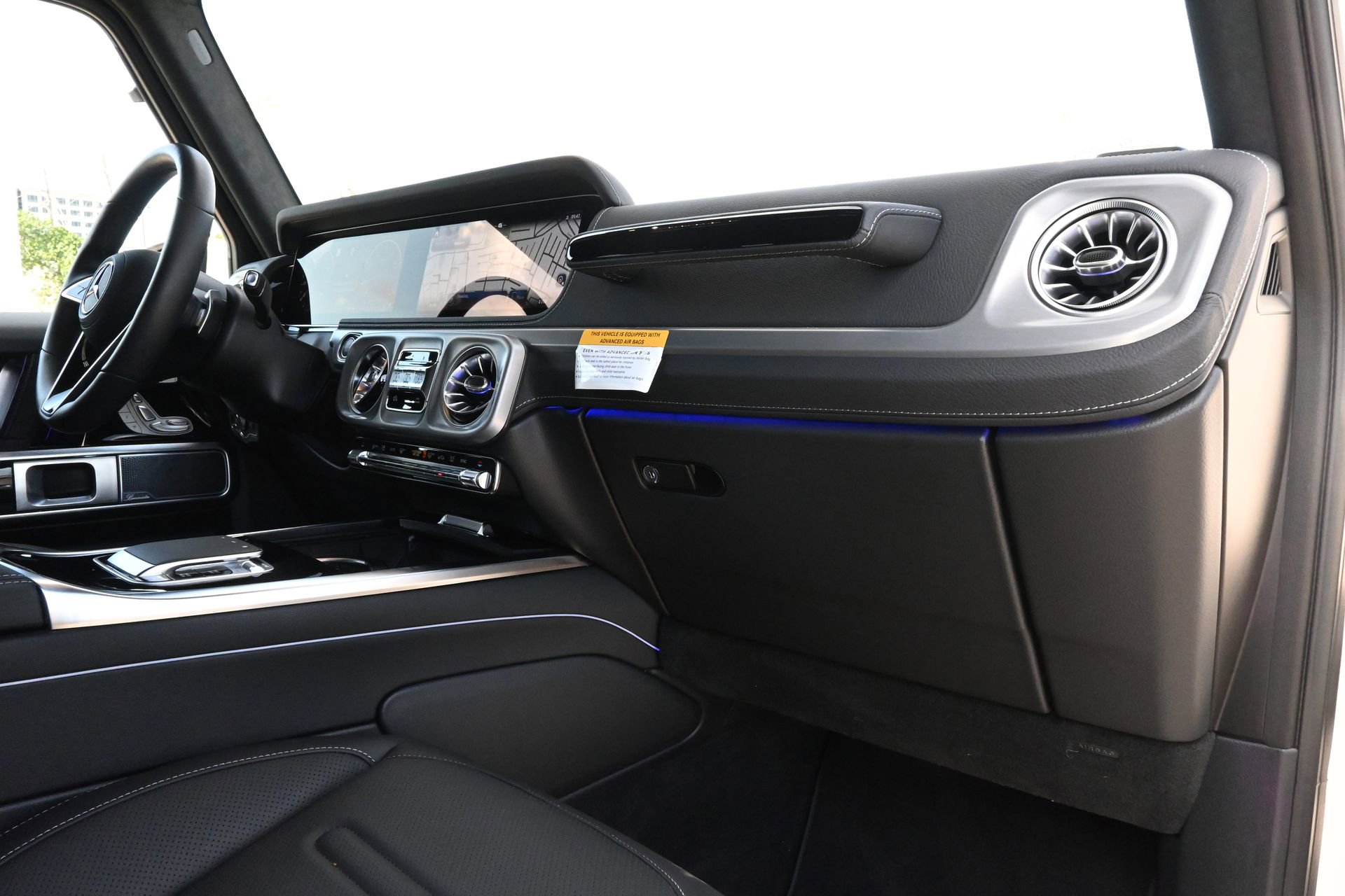 Used 2025 Mercedes-Benz G 550 image 23