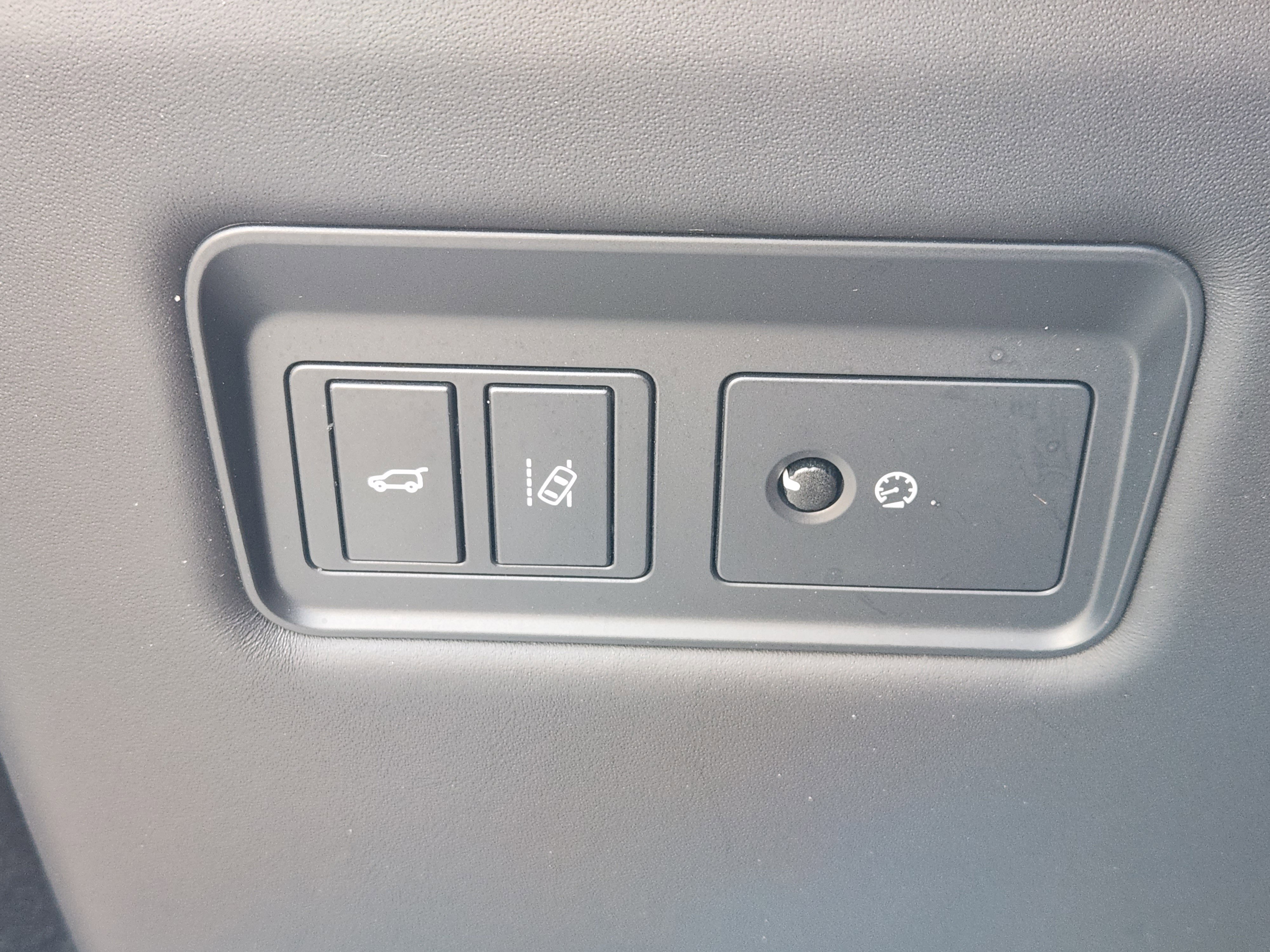 Used 2017 Land Rover Range Rover SV Autobiography Dynamic image 22