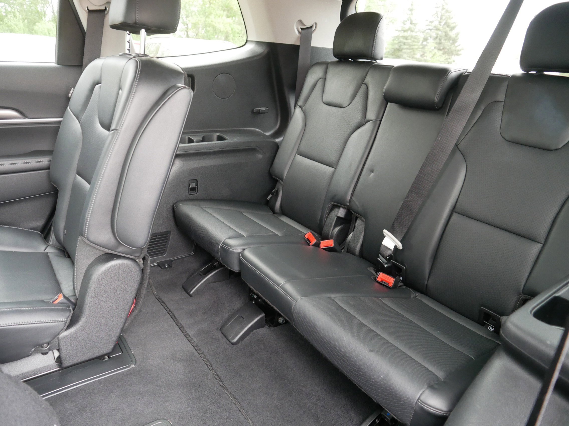 Certified 2025 Kia Telluride S FWD image 37