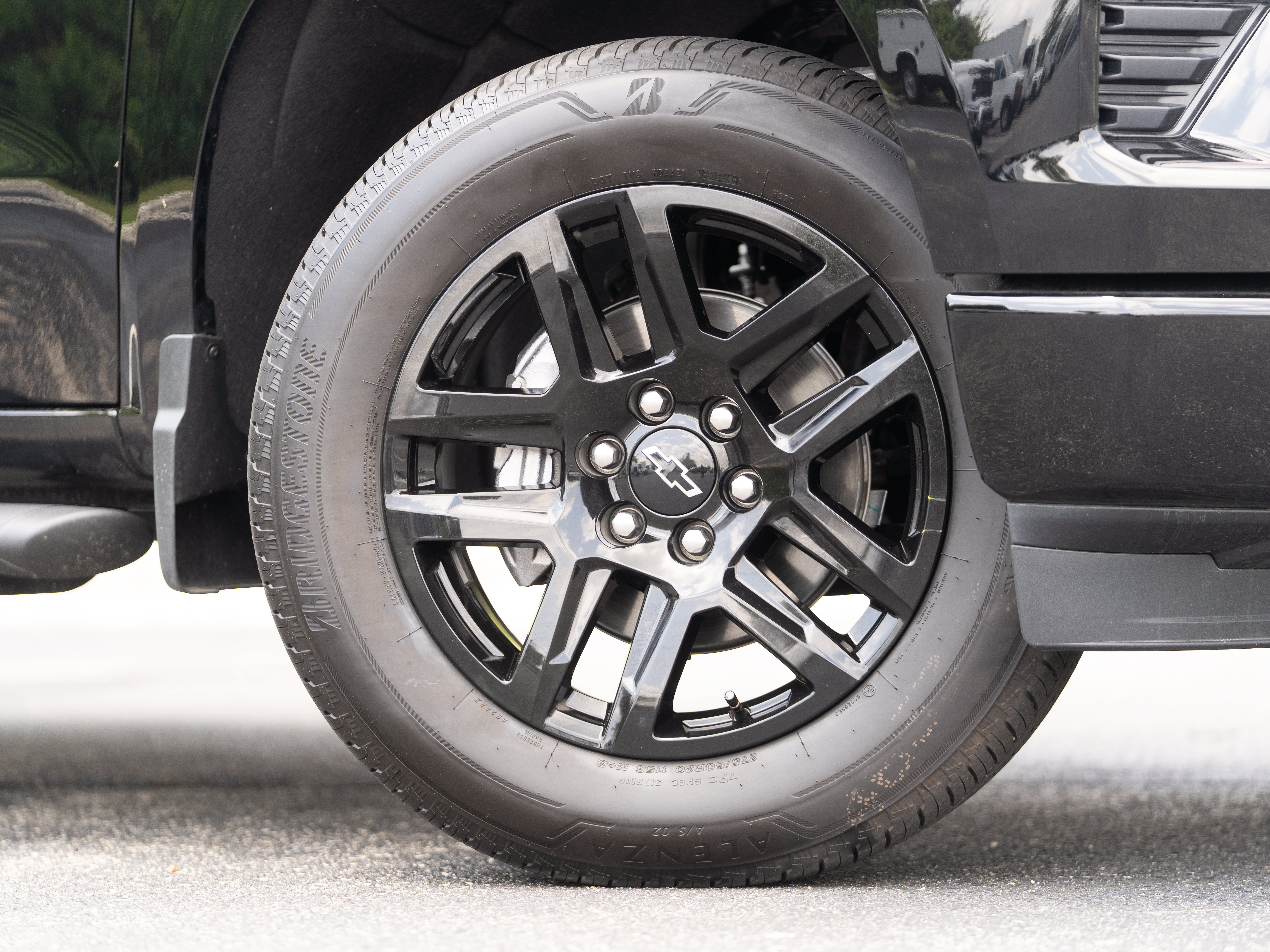 Used 2026 Chevrolet Silverado 1500 Custom RWD image 38
