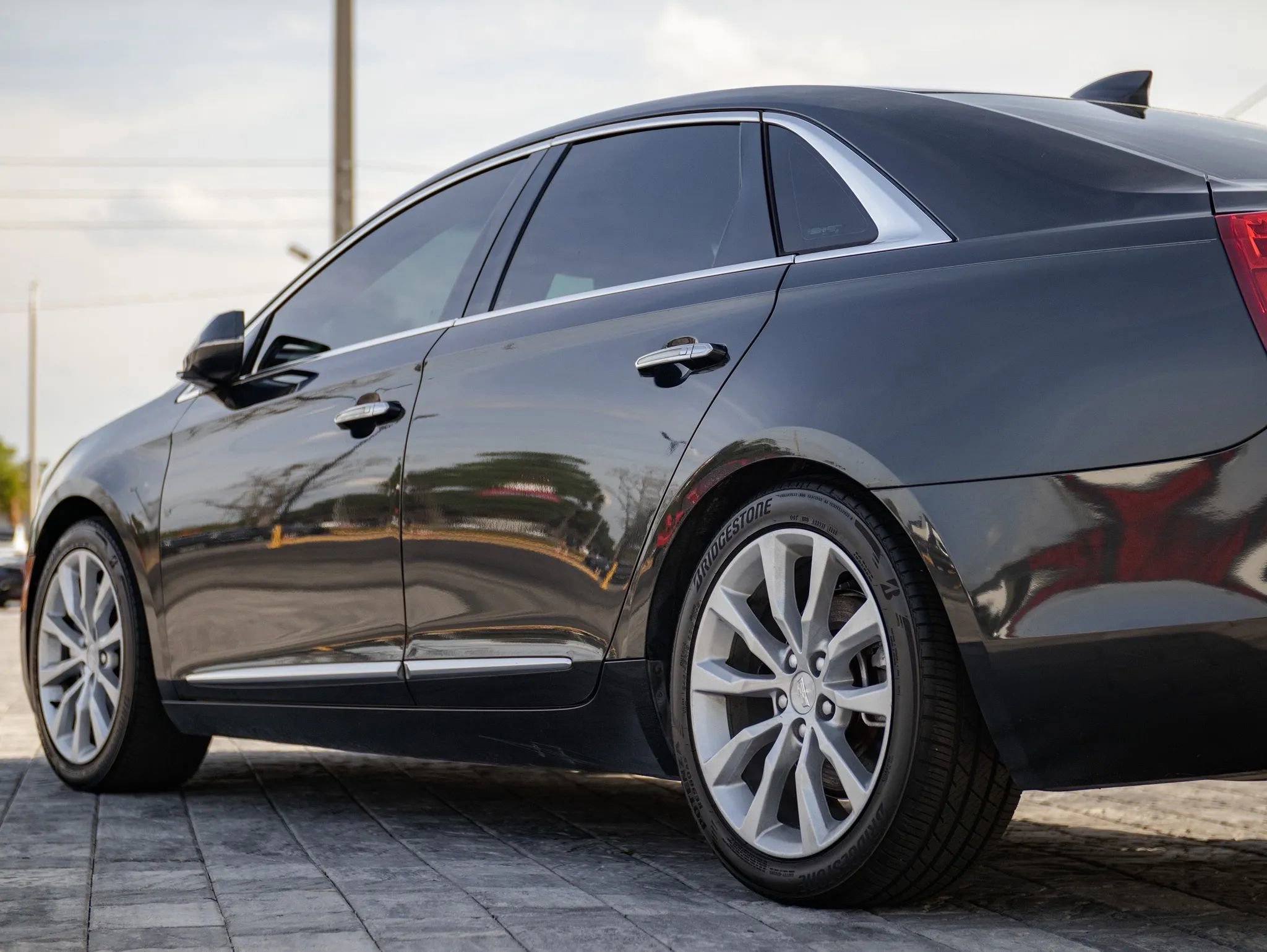 Used 2016 Cadillac XTS Luxury AWD/4WD image 10