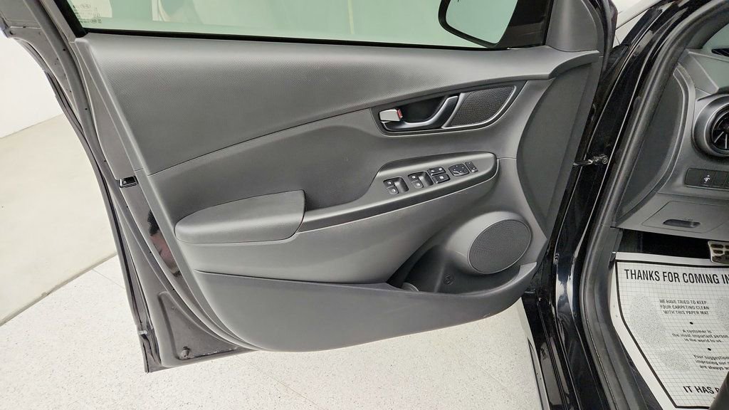 Used 2022 Hyundai Kona N Line image 10
