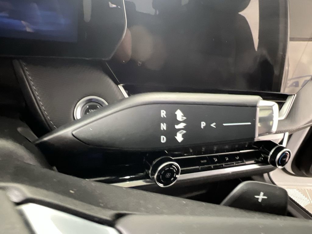 Certified 2025 Chevrolet Equinox LT image 16