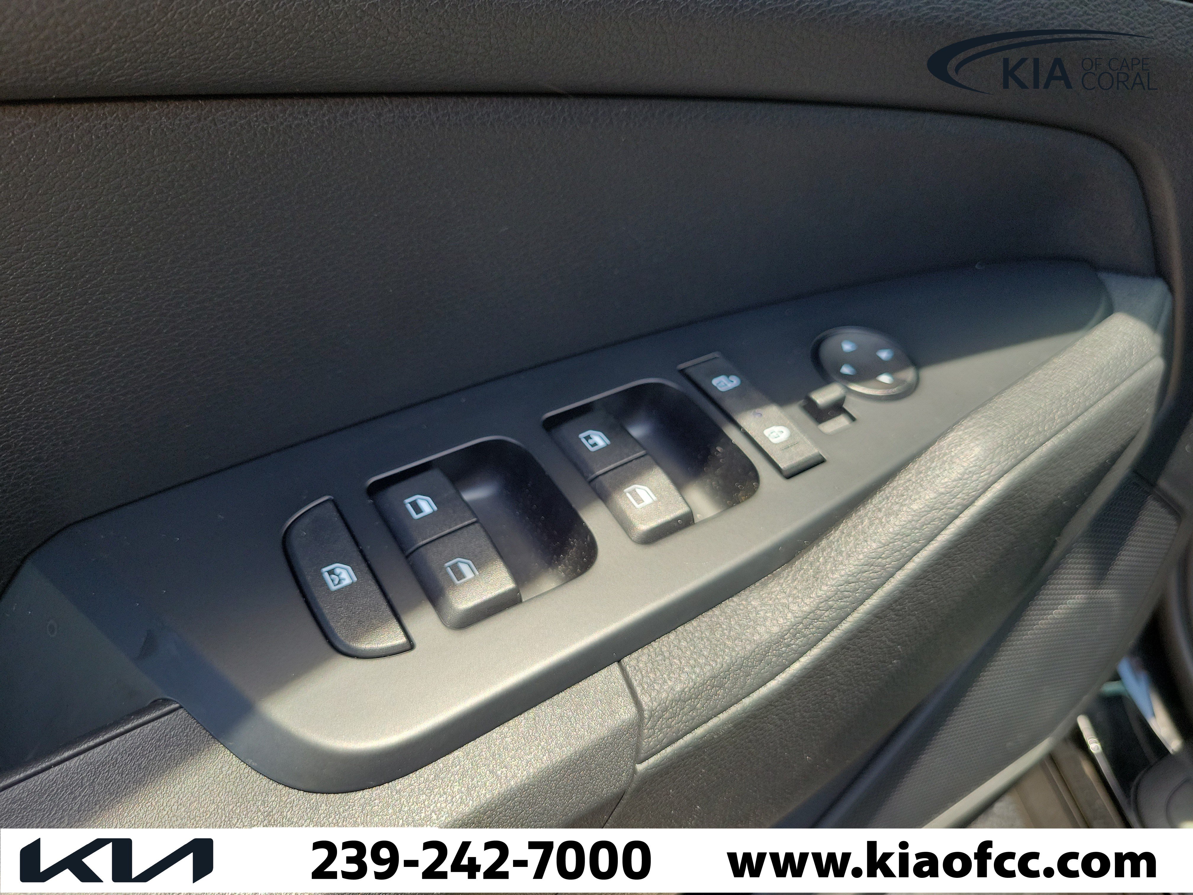 Certified 2025 Kia Sportage LX FWD image 21
