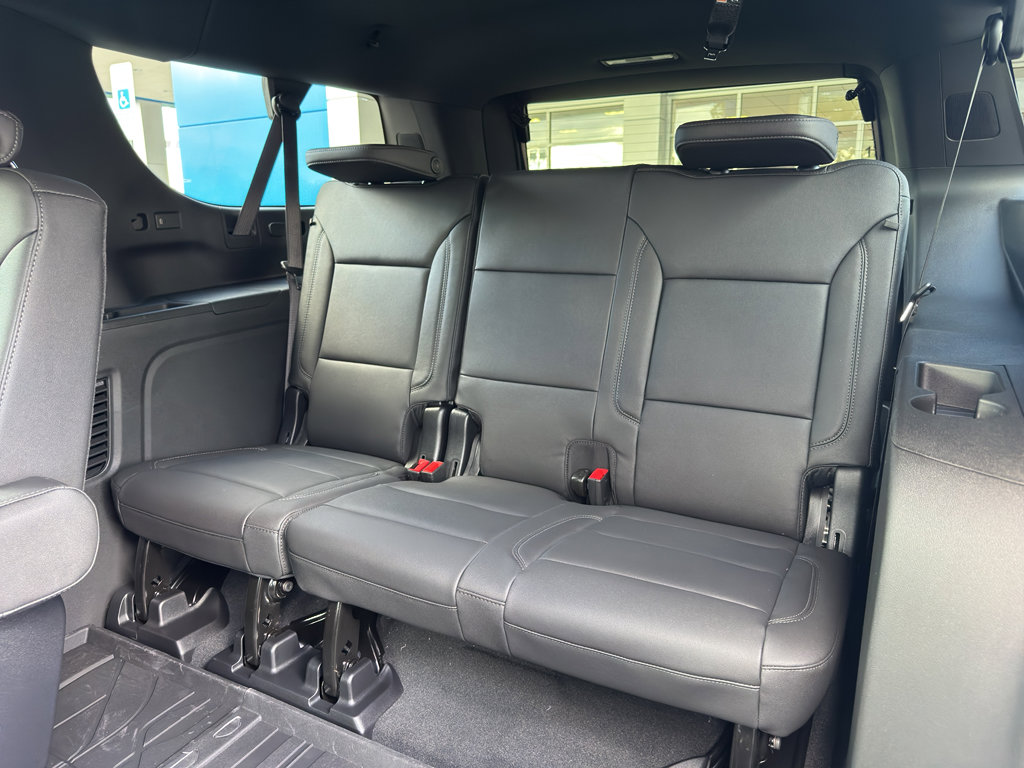 New 2026 Chevrolet Suburban LT w/ LPO, Chrome Package image 25