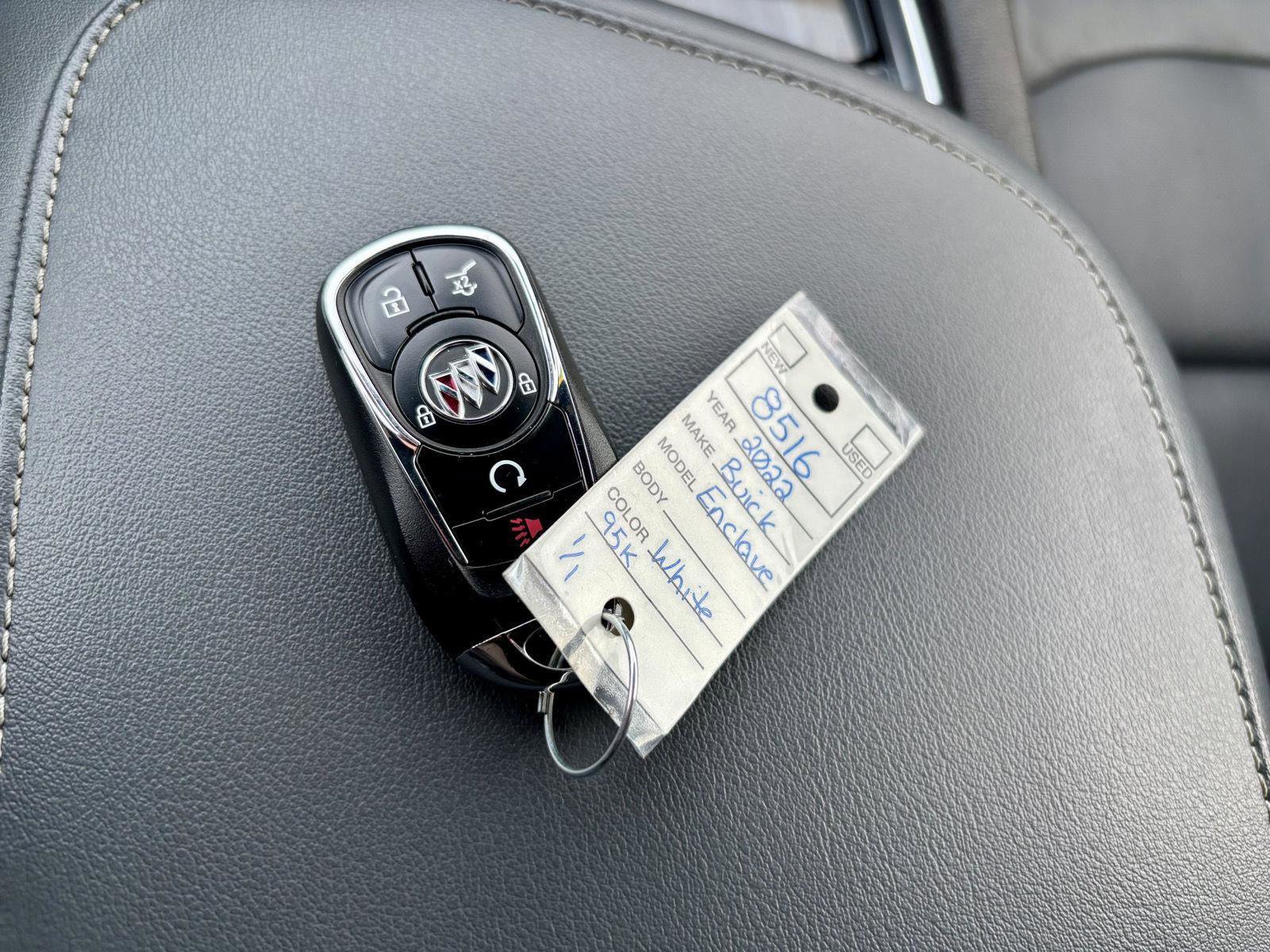 Used 2022 Buick Enclave Premium AWD/4WD image 46