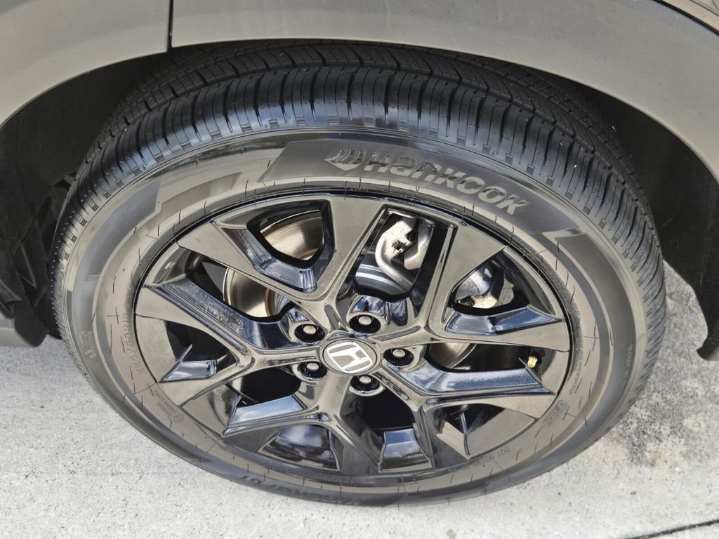 Certified 2023 Honda HR-V Sport image 9