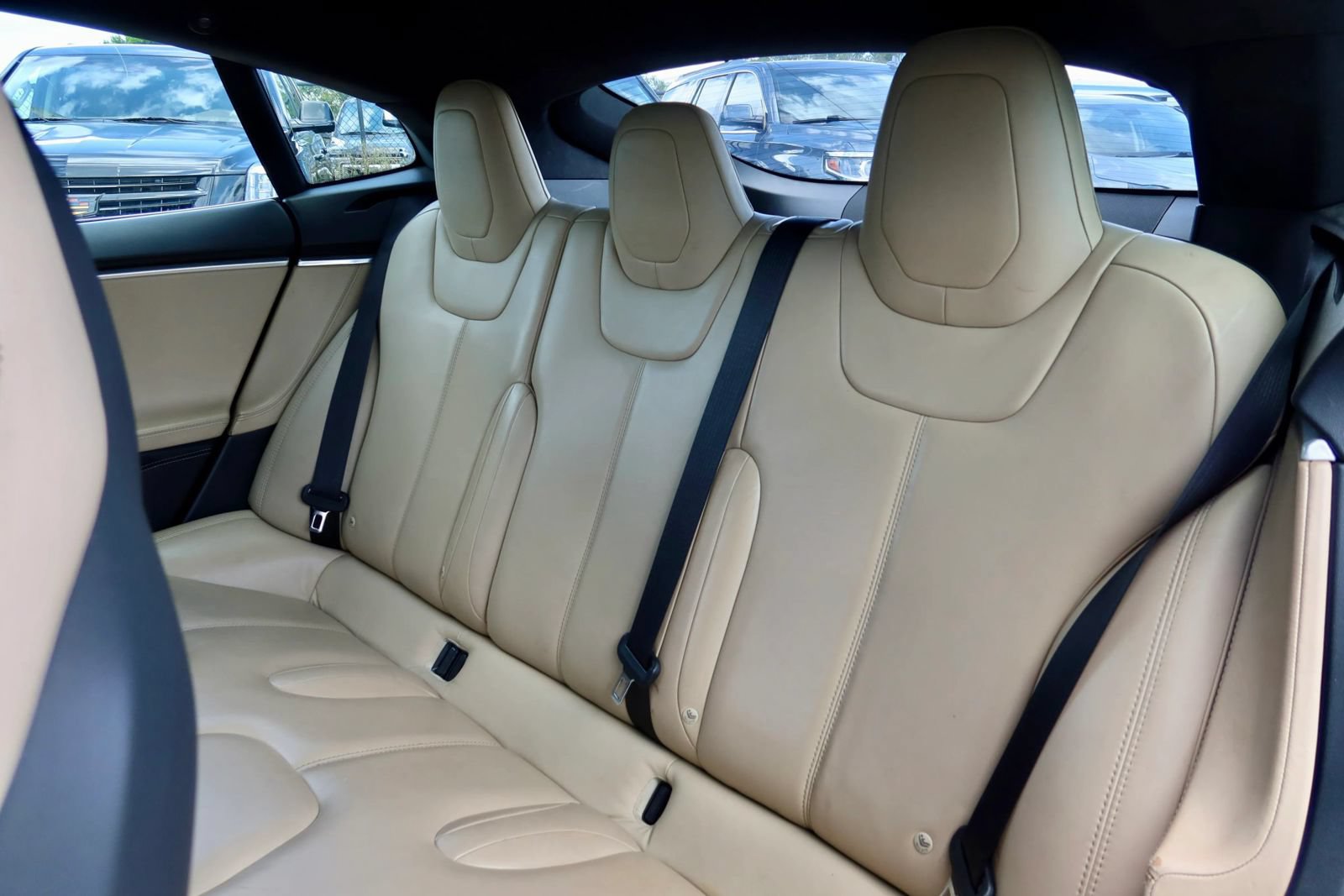 Used 2015 Tesla Model S 70D AWD/4WD image 19