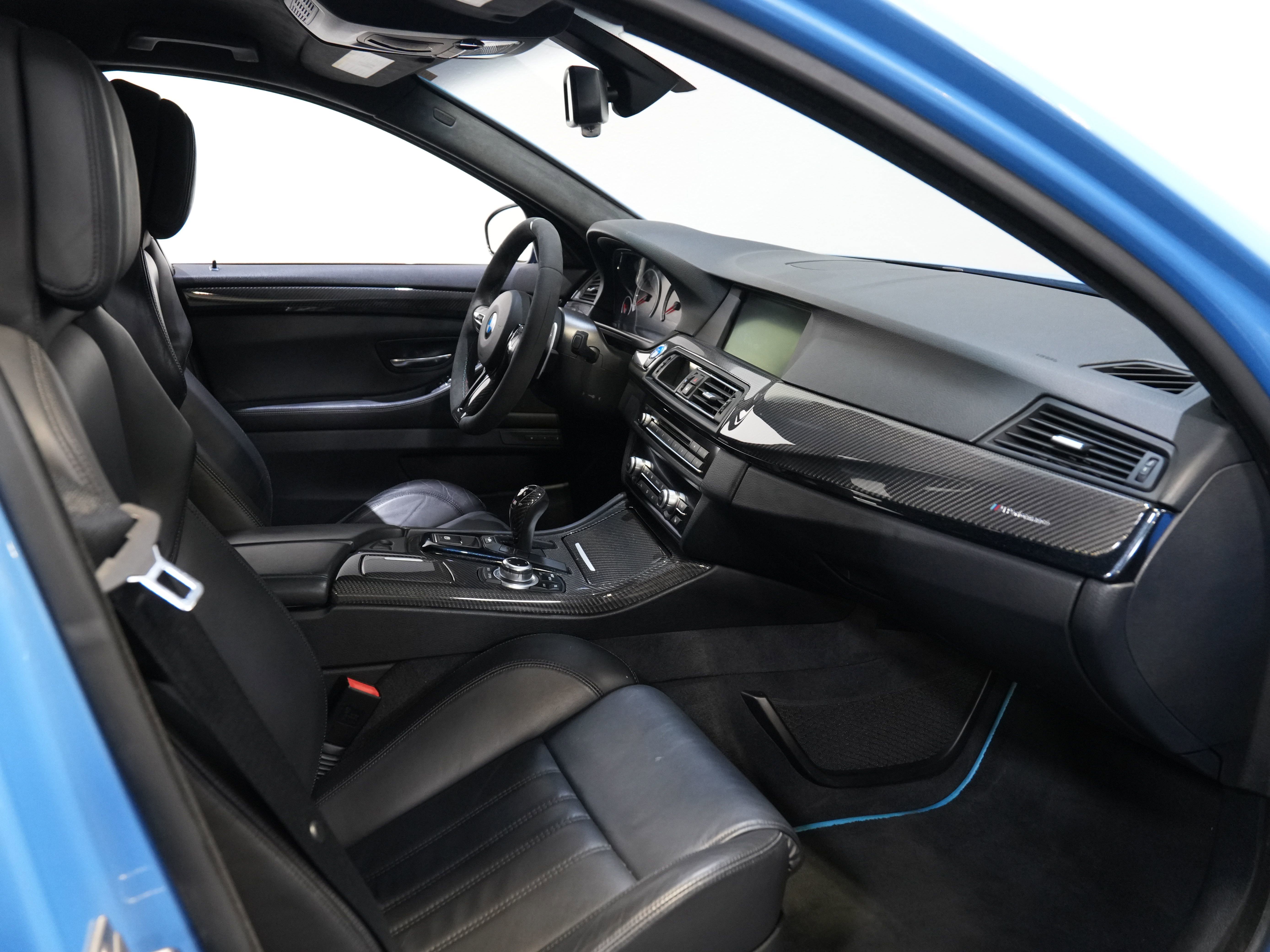 Used 2013 BMW M5 image 36