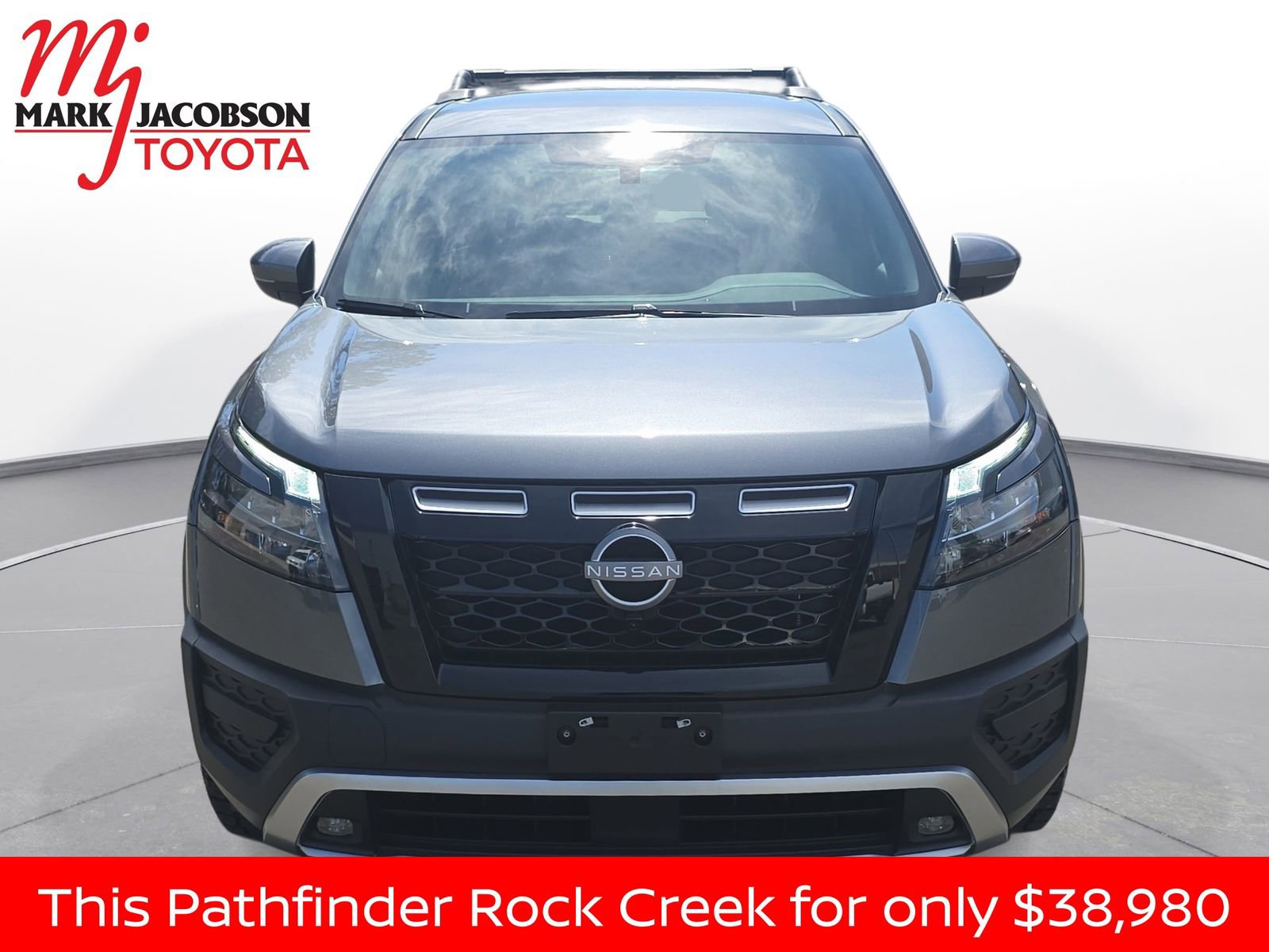 Used 2025 Nissan Pathfinder Rock Creek image 3