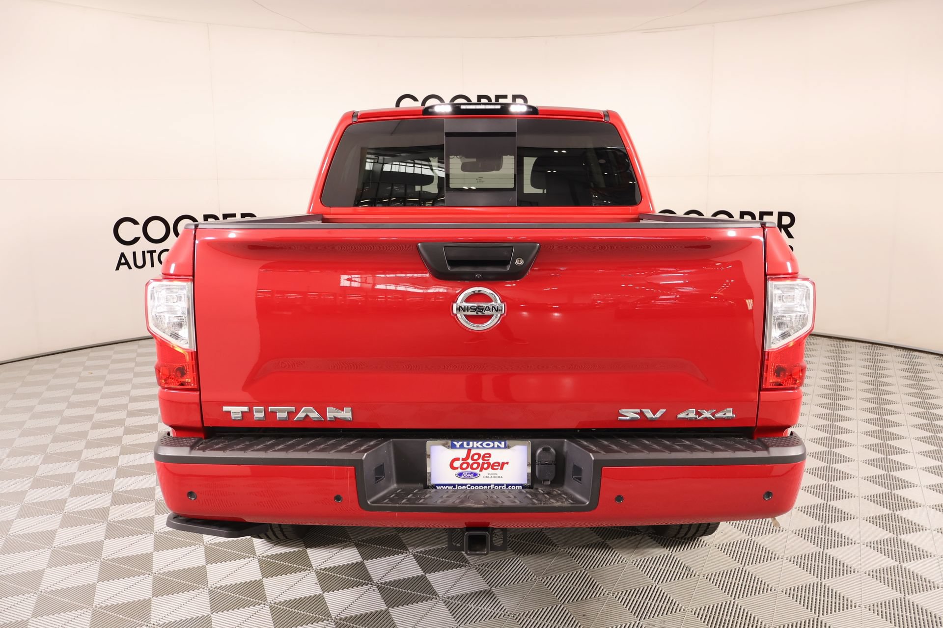 Used 2021 Nissan Titan SV w/ SV Convenience Package AWD/4WD image 22