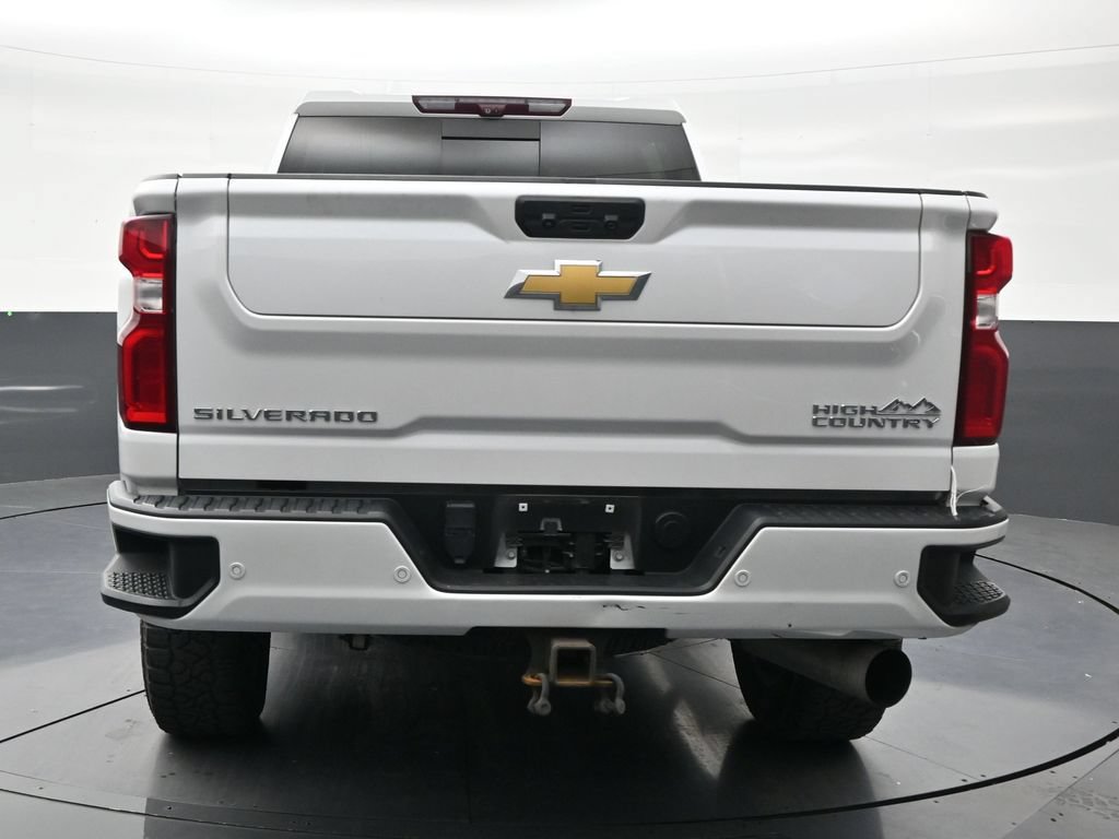 Used 2024 Chevrolet Silverado 3500 High Country w/ High Country Premium Package AWD/4WD image 4