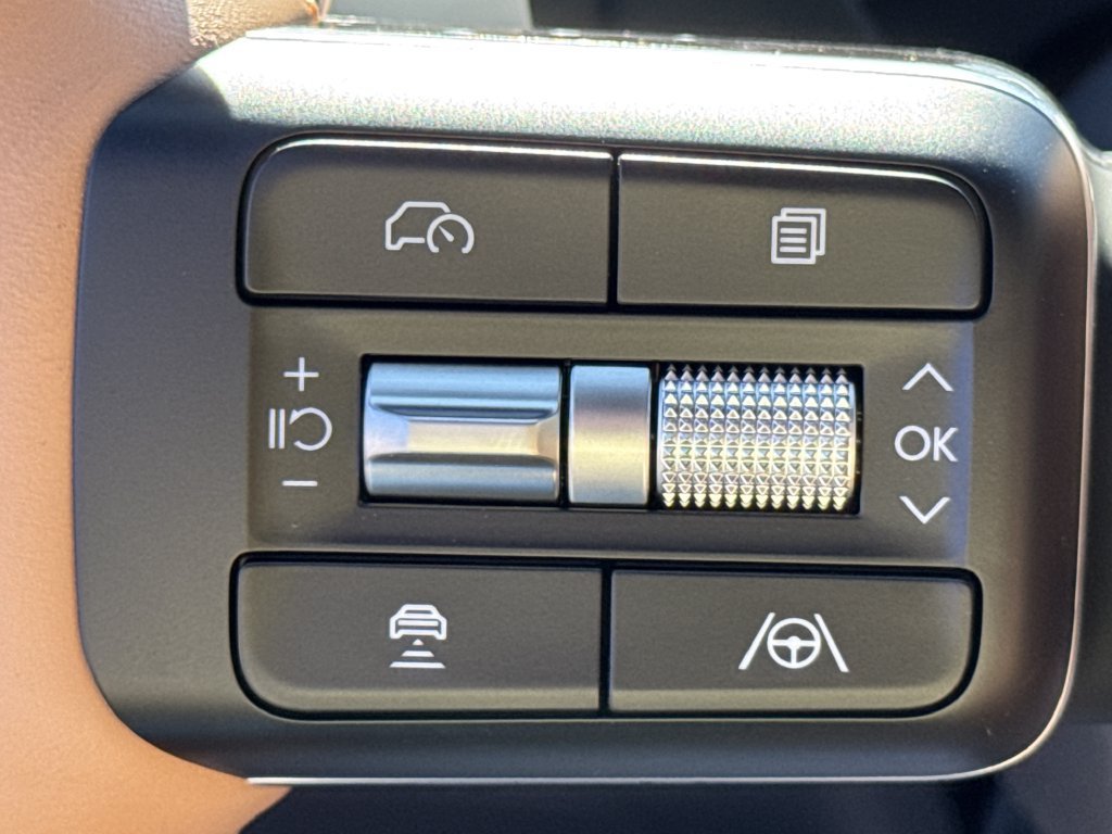New 2027 Hyundai Santa Fe Limited FWD image 23
