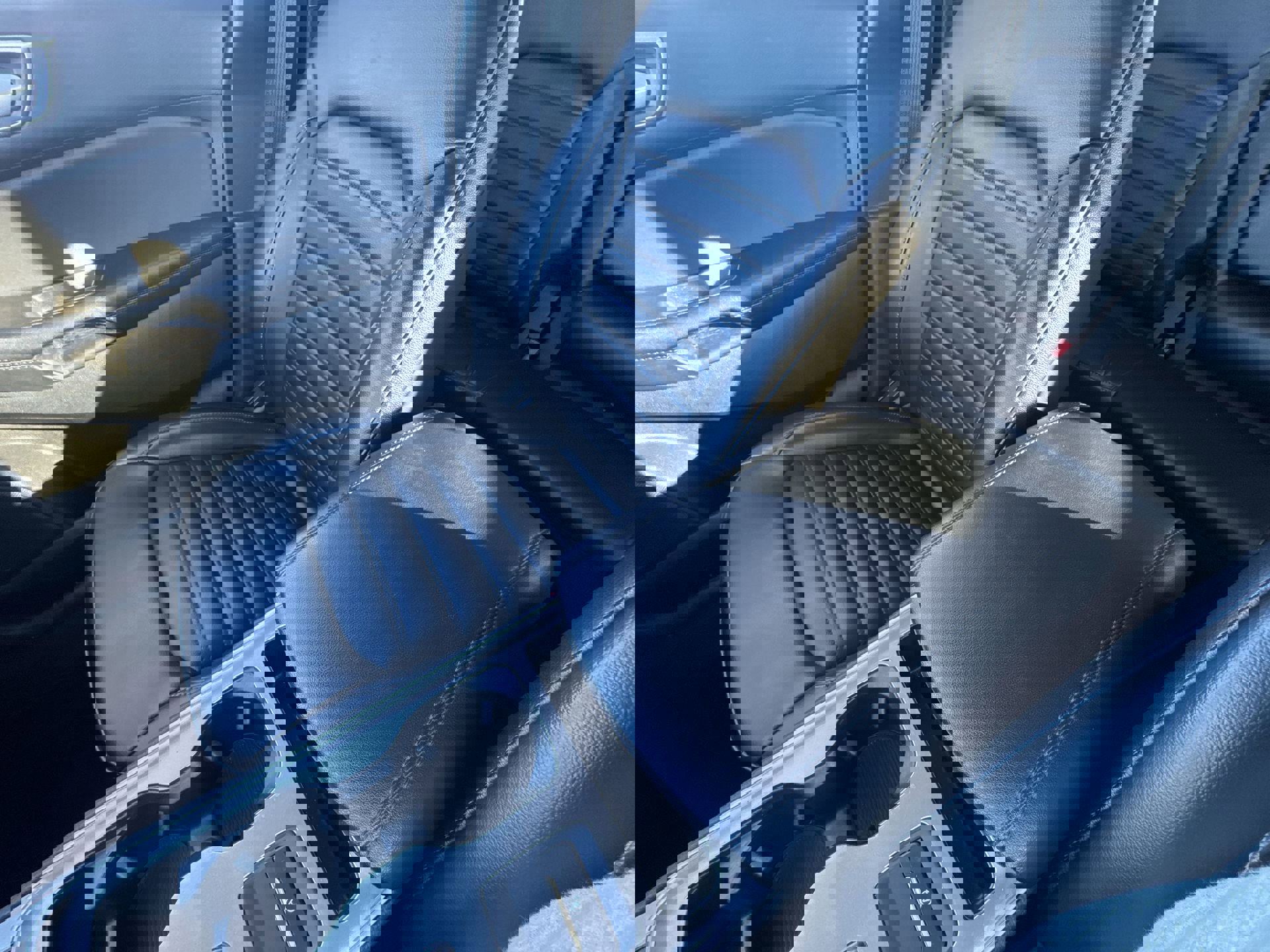 Used 2024 Ford Edge SEL image 20