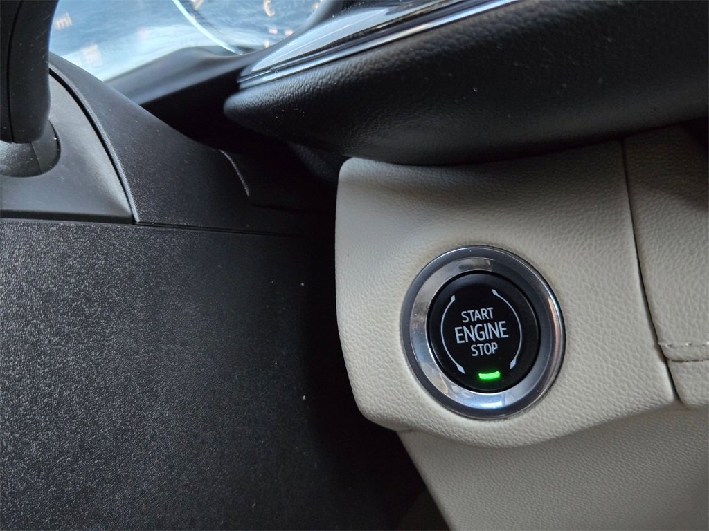 Used 2023 Buick Envision Preferred image 19