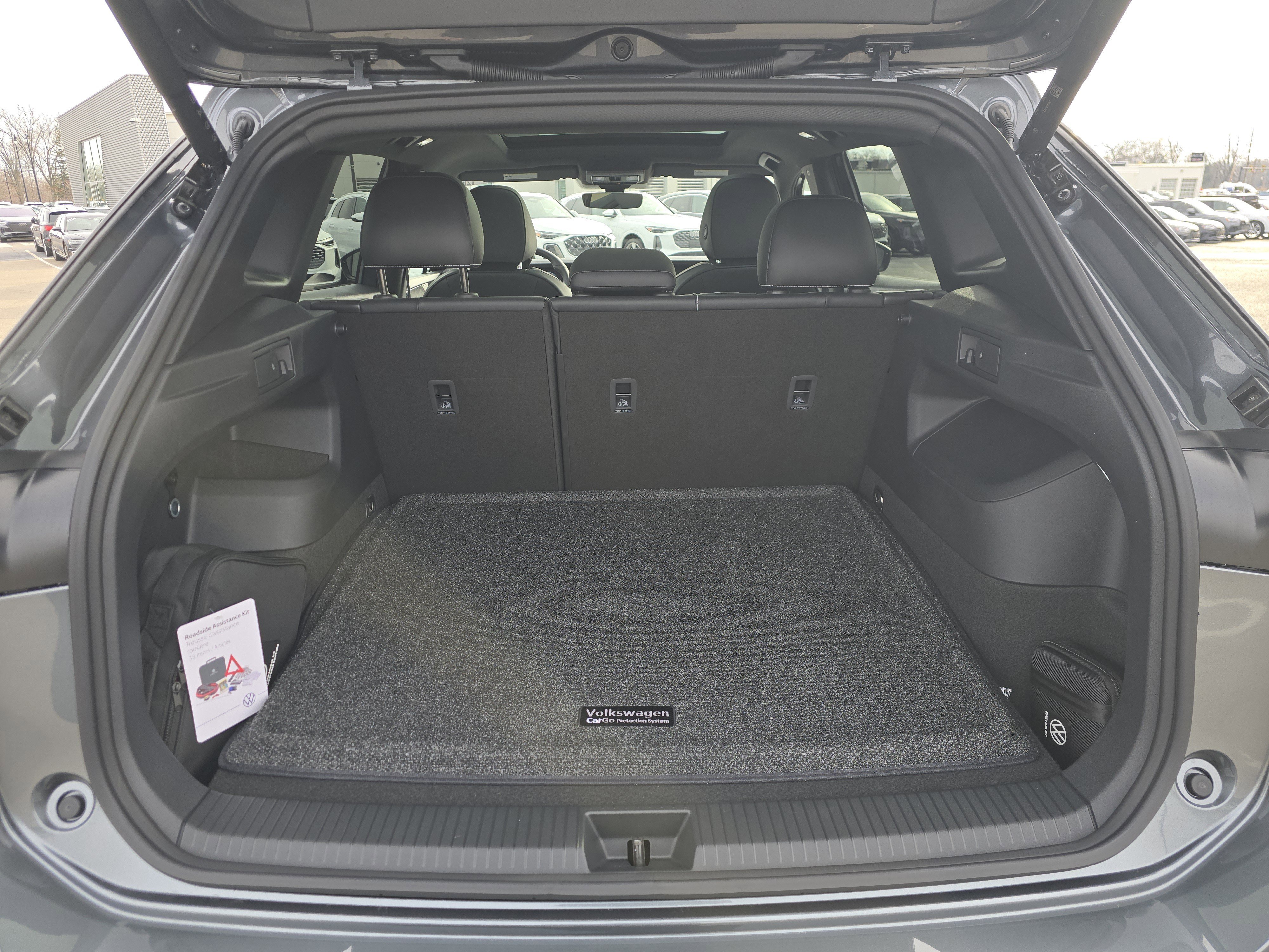 New 2026 Volkswagen Tiguan SE R-Line image 15