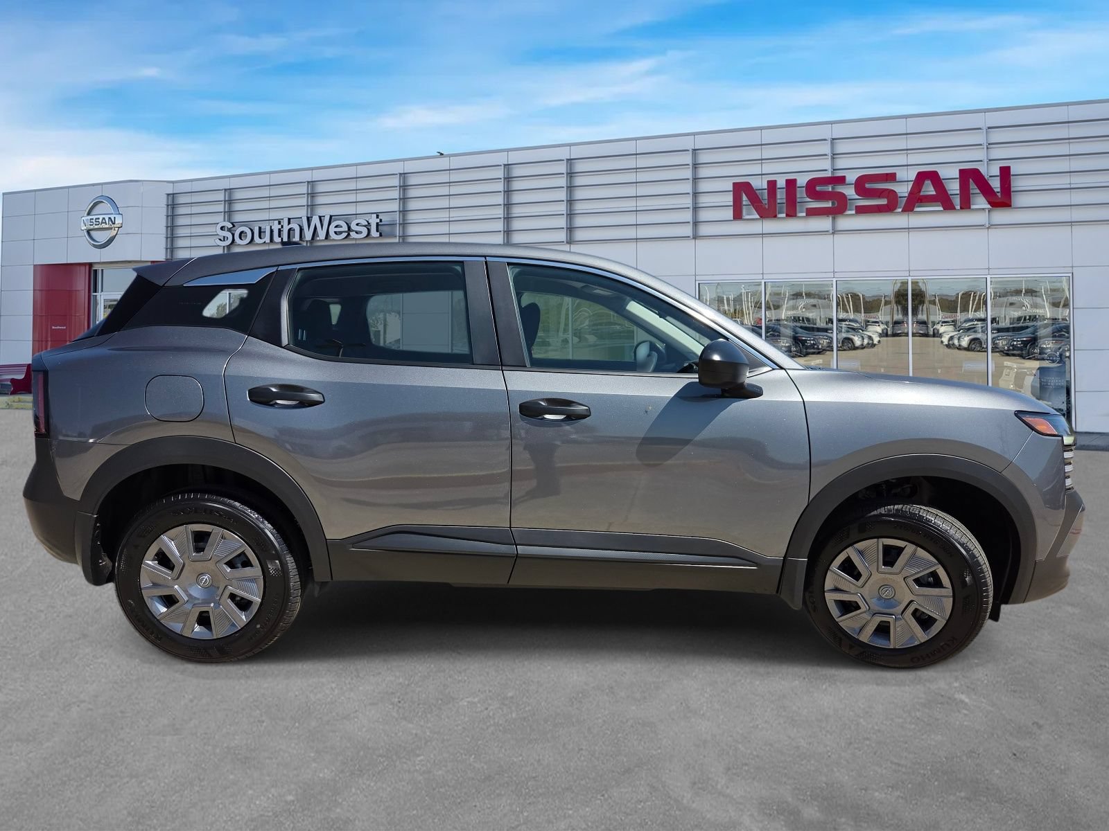 New 2027 Nissan Kicks S FWD image 4