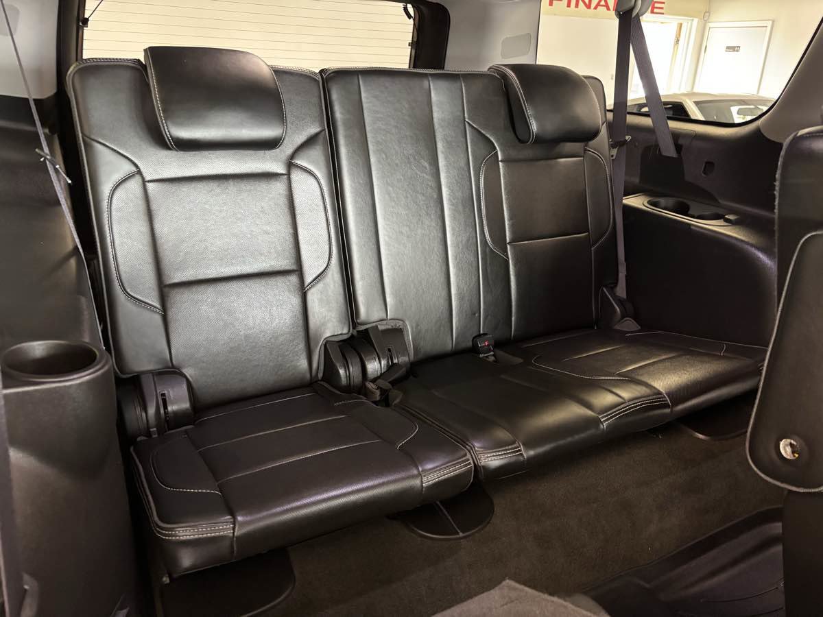 Used 2016 GMC Yukon XL Denali w/ Open Road Package RWD image 26