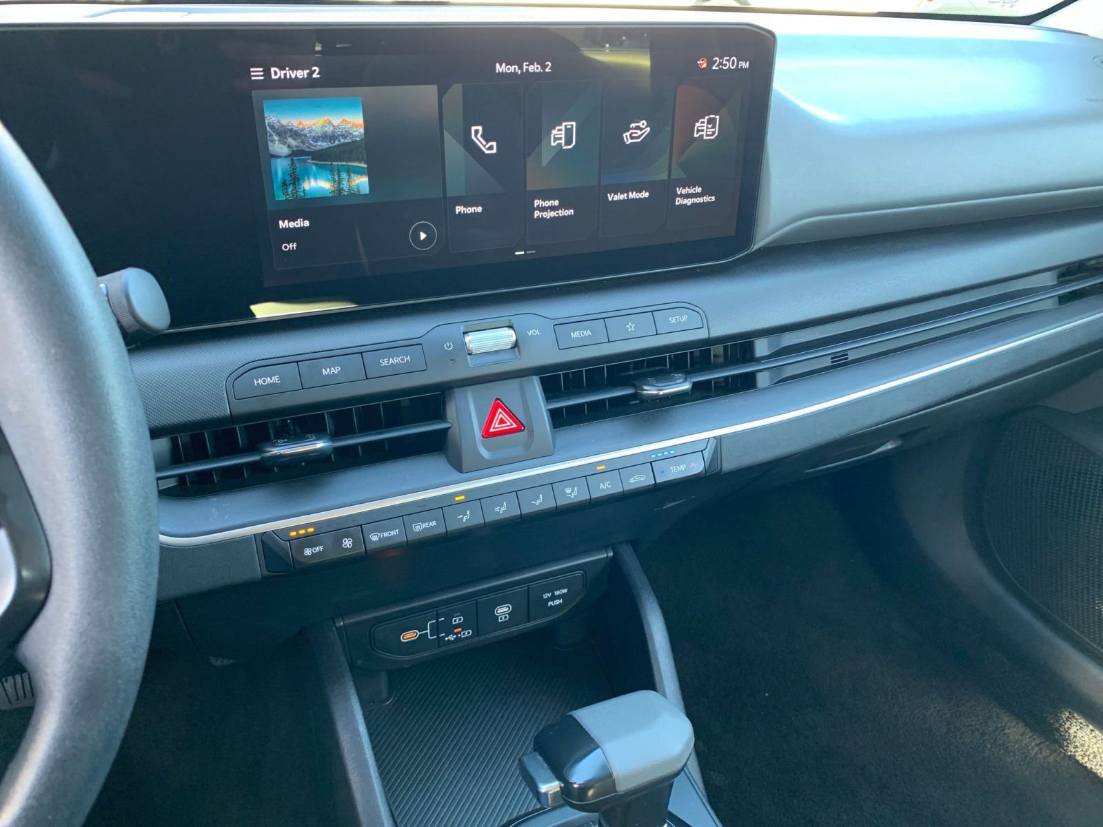 Used 2025 Kia K4 LXS image 18