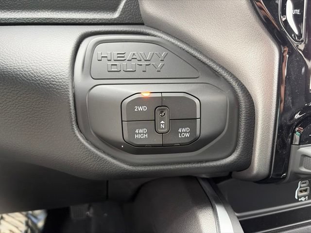 New 2026 RAM 3500 Big Horn AWD/4WD image 21