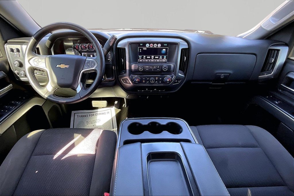 Used 2018 Chevrolet Silverado 1500 LT w/ All Star Edition AWD/4WD image 9