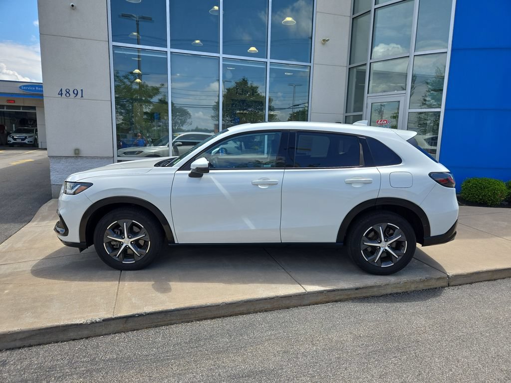 Used 2024 Honda HR-V EX-L image 6