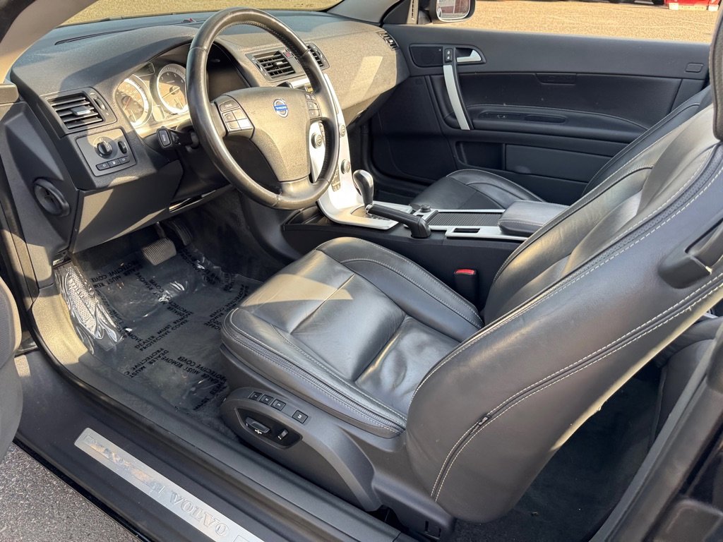 Used 2012 Volvo C70 T5 image 25