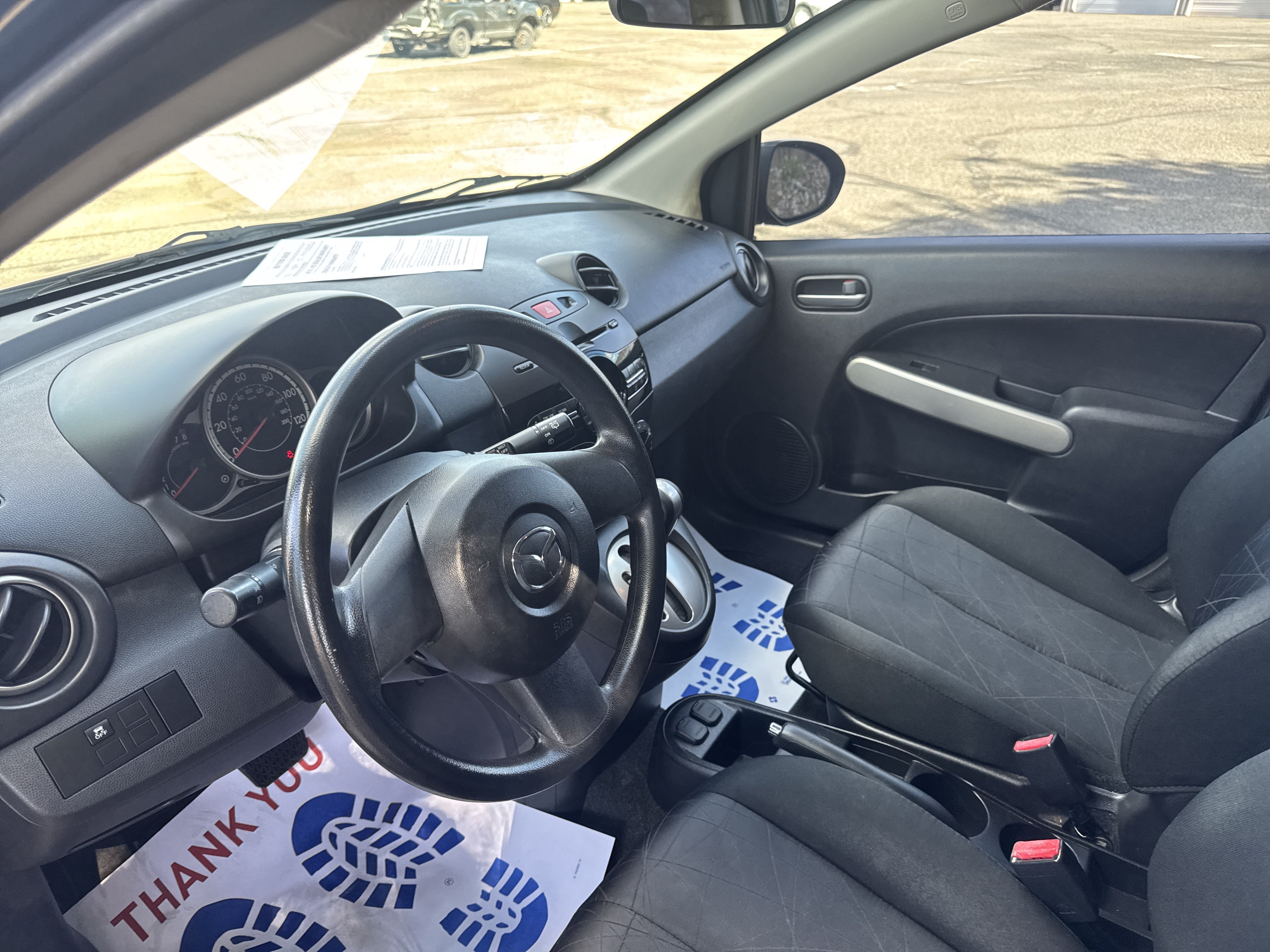 Used 2014 MAZDA MAZDA2 Sport FWD image 20
