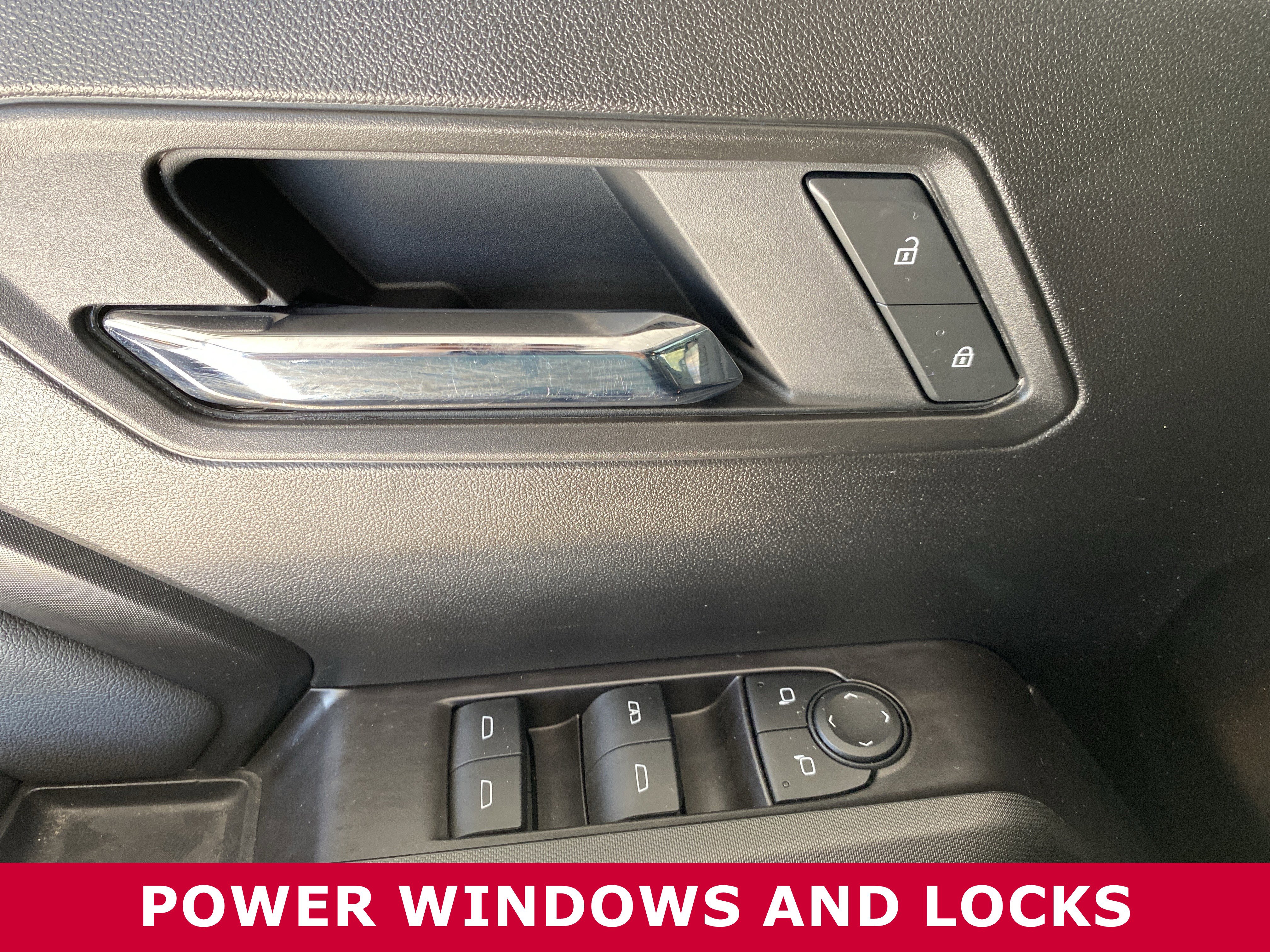 Used 2024 Chevrolet Colorado LT w/ LT Convenience Package image 9