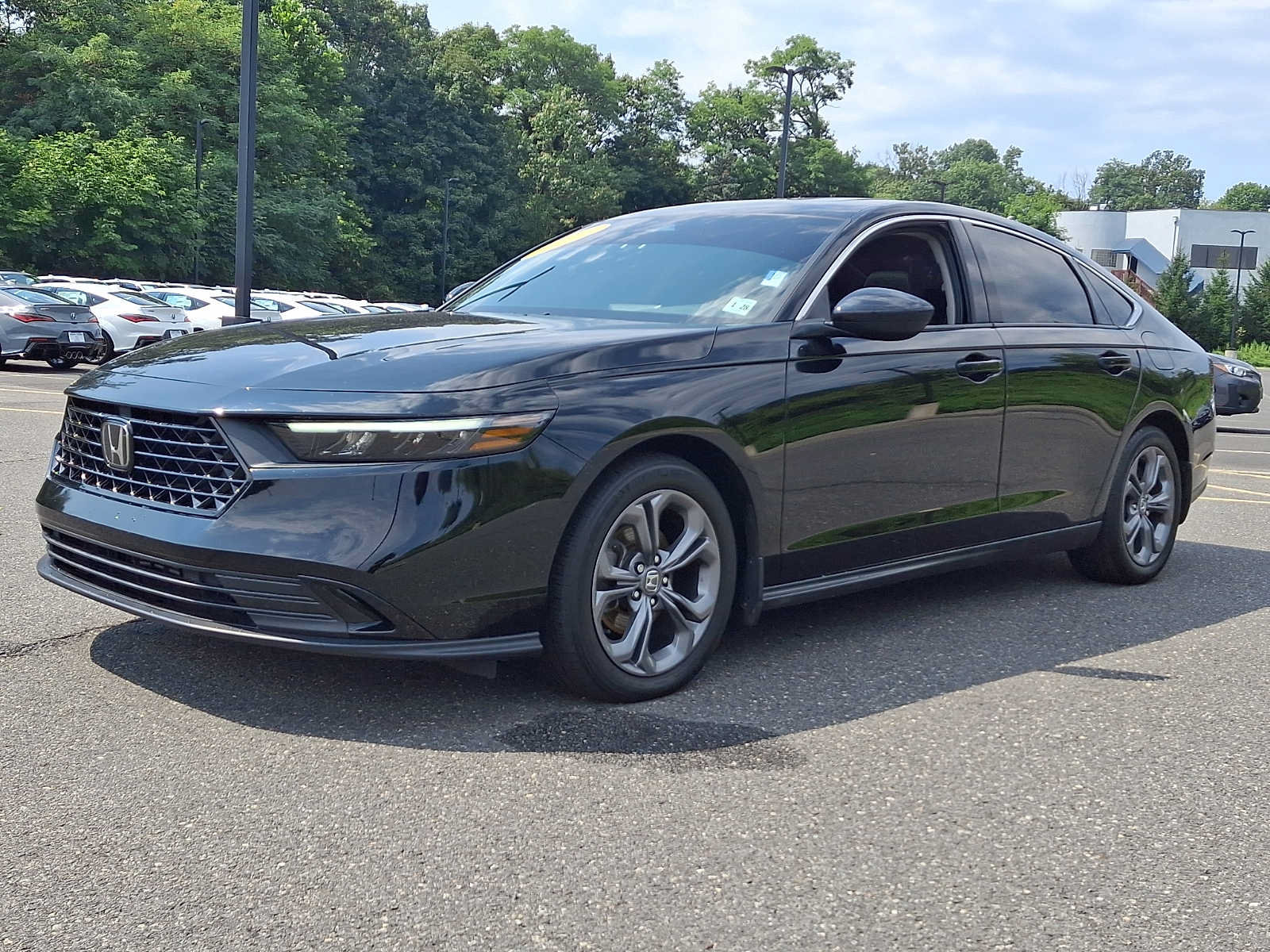 Used 2024 Honda Accord EX image 3