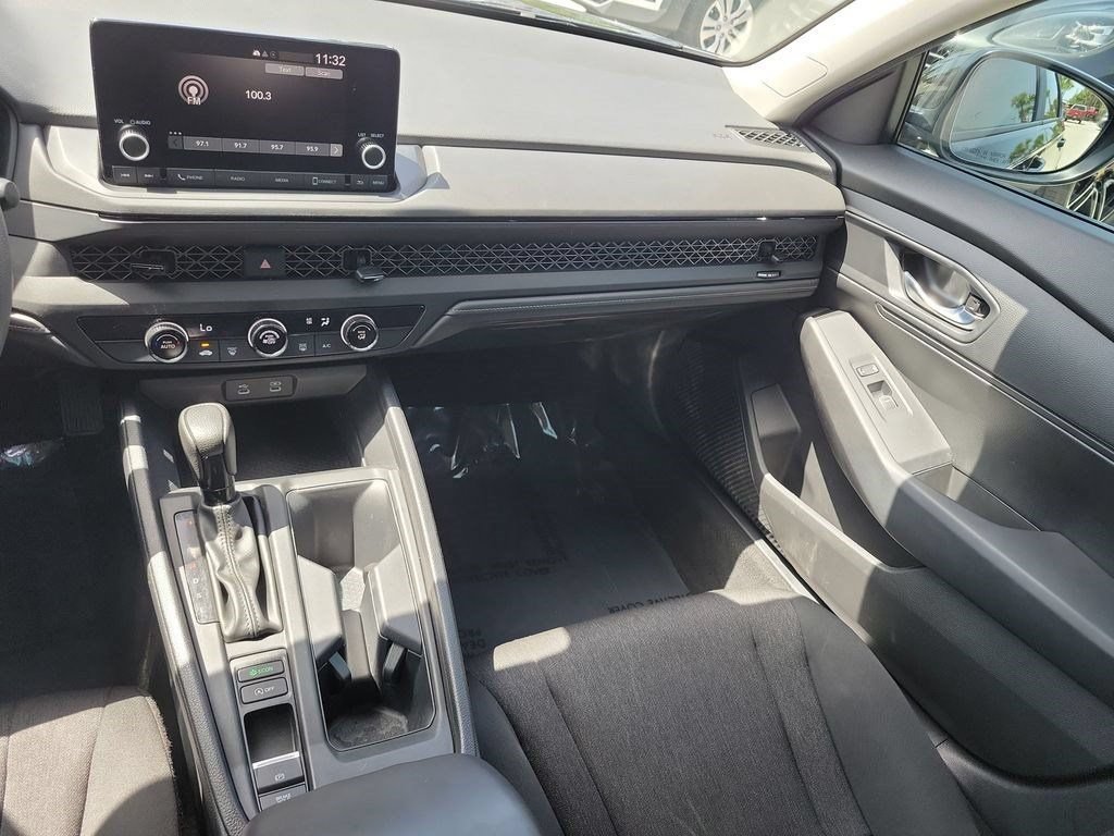 Used 2023 Honda Accord LX image 29