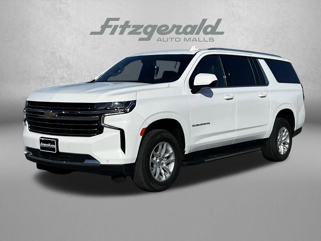 Used 2024 Chevrolet Suburban LT AWD/4WD image 2