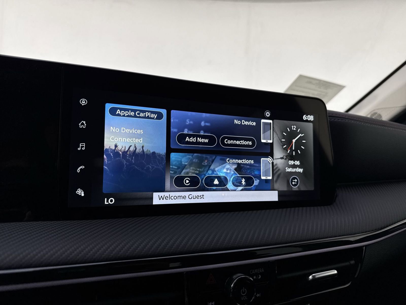 New 2025 Nissan Kicks SR w/ Illumination Package image 6