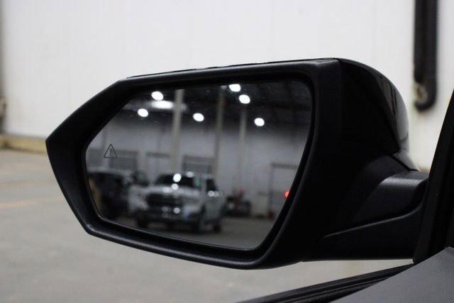 Used 2024 Hyundai Elantra SEL image 32