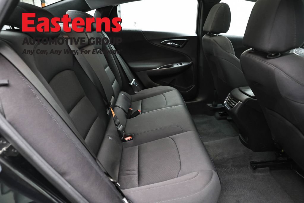 Used 2023 Chevrolet Malibu LT FWD image 23