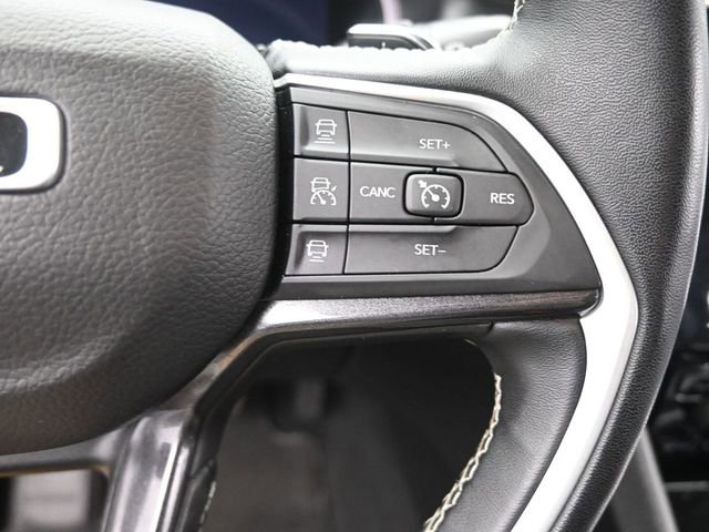 Used 2022 Jeep Grand Cherokee L Laredo w/ Luxury Tech Group I AWD/4WD image 33