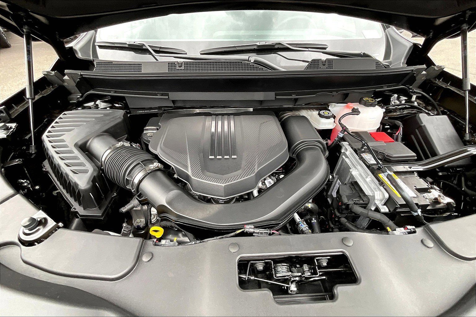 New 2025 Chevrolet Traverse RS w/ LPO, Floor Liner Package image 11