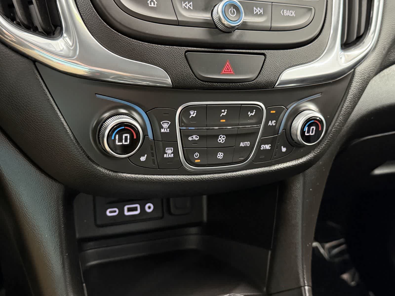 Used 2019 Chevrolet Equinox LT AWD/4WD image 22