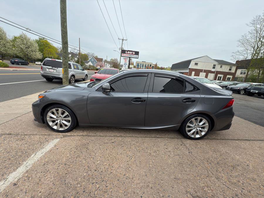 Used 2016 Lexus IS 300 AWD image 4