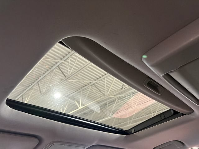 Used 2024 Honda Odyssey Touring image 6