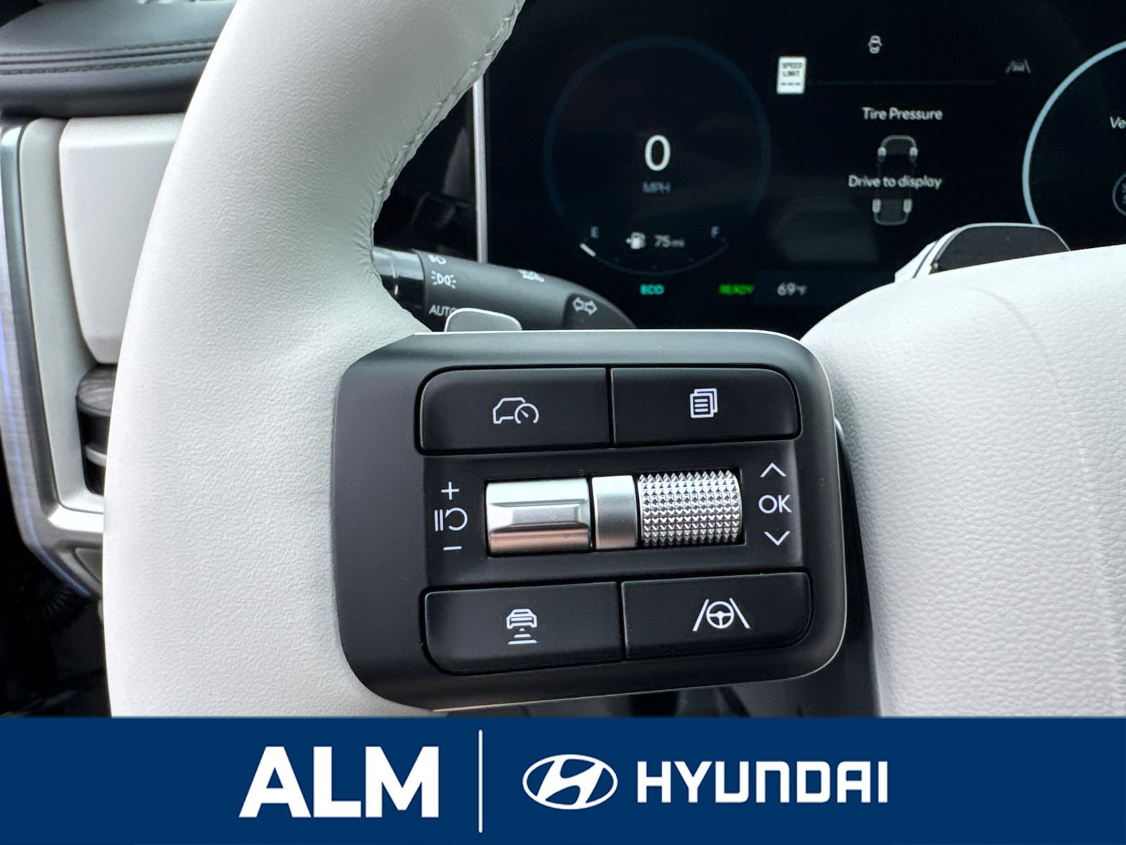 New 2025 Hyundai Santa Fe Limited image 17